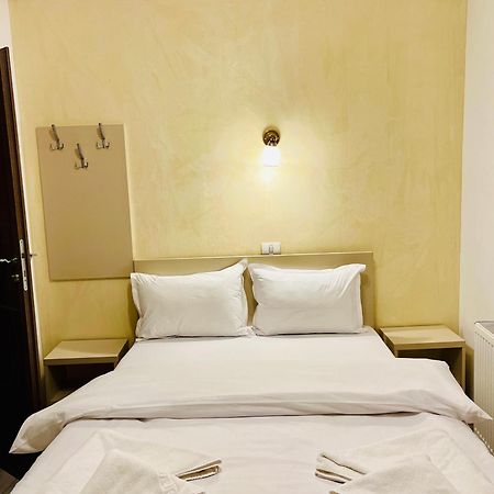Hotel Marina Srl Βουκουρέστι Εξωτερικό φωτογραφία