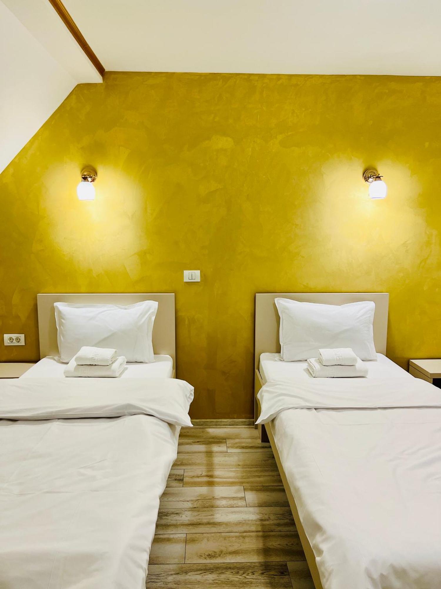 Hotel Marina Srl Βουκουρέστι Εξωτερικό φωτογραφία